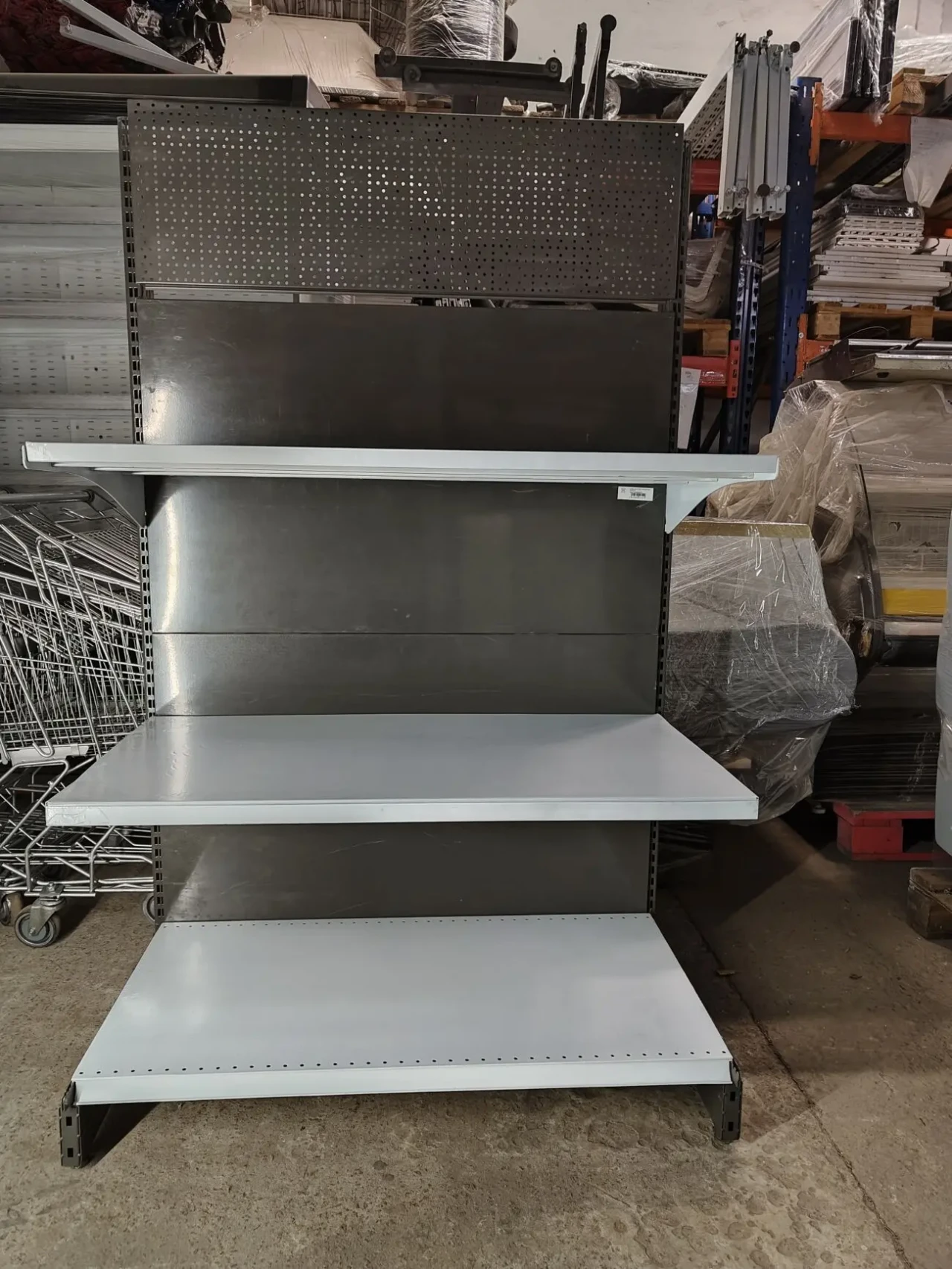 Стелаж металевий бу, стелаж торговий бу, пристінний стелаж, стелаж 2