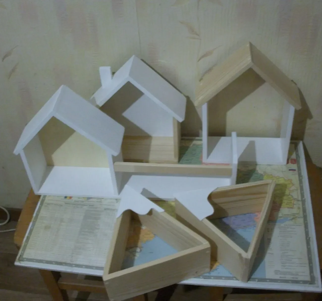 Полиці в дитячий садок з дерева. Дитячі полиці. Набір з 4 поличок. 4