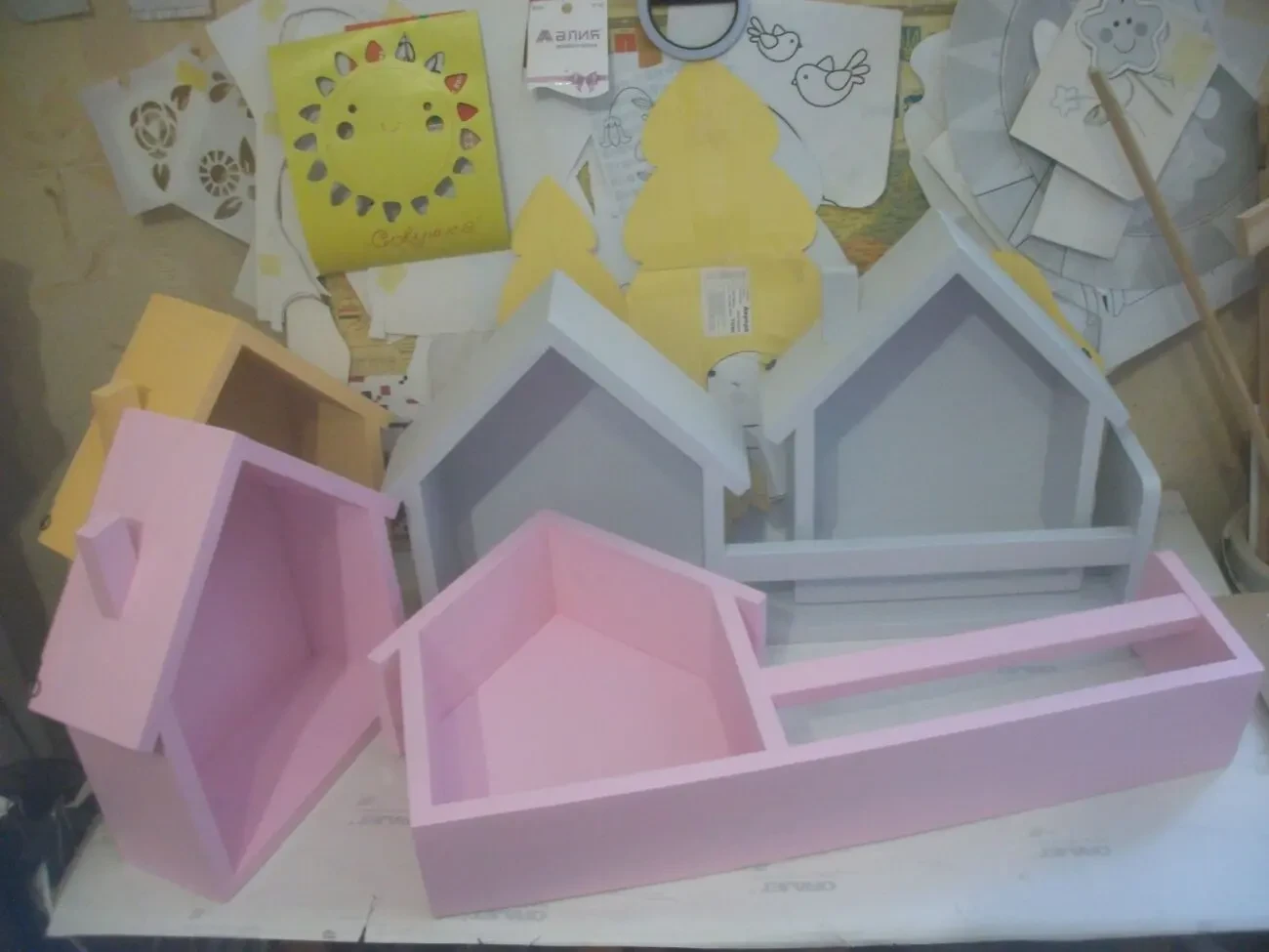 Полиці в дитячий садок з дерева. Дитячі полиці. Набір з 4 поличок. 9