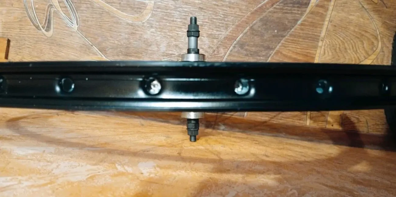 Вело колесо заднее 26 28 дюймов под трещотку 8