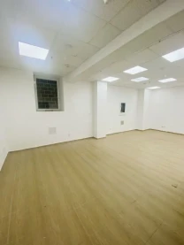 Офіс 40м2 приміщення склад магазин шоурум Лівобережна