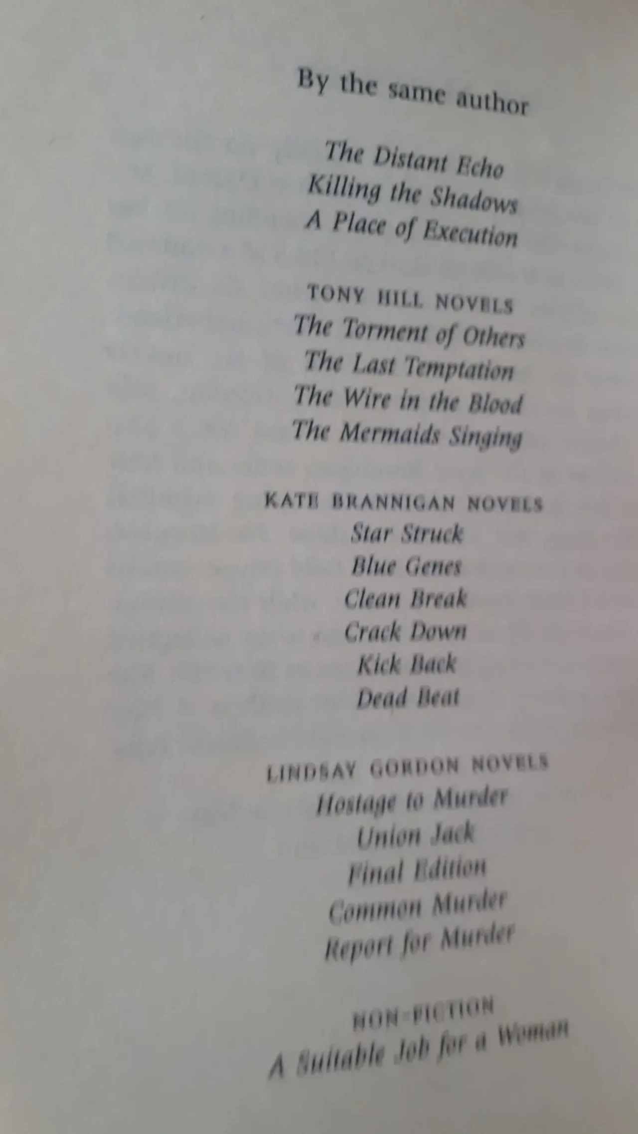 Booked for Murder Val McDermid English книга на Английском 2