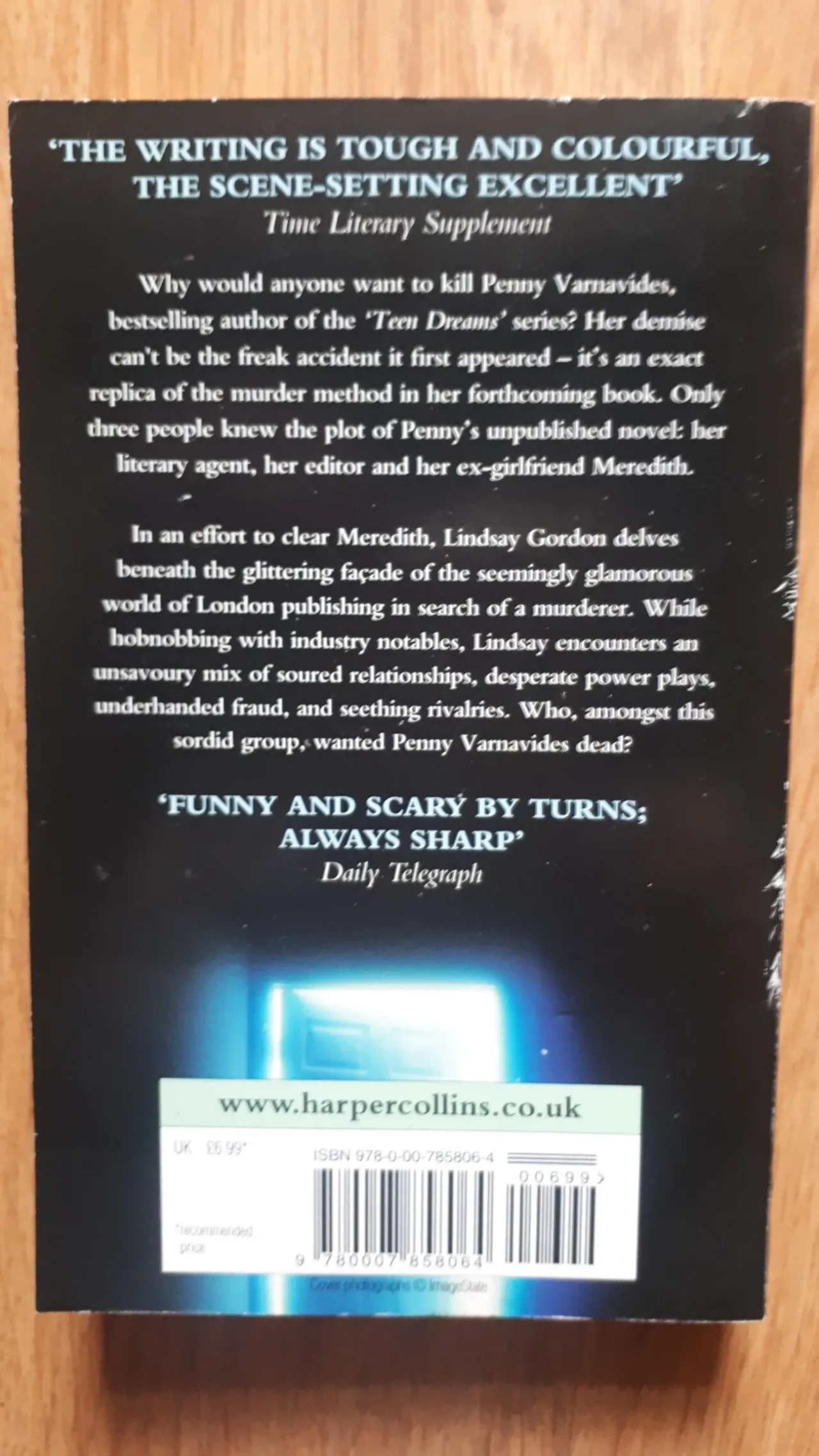 Booked for Murder Val McDermid English книга на Английском 5