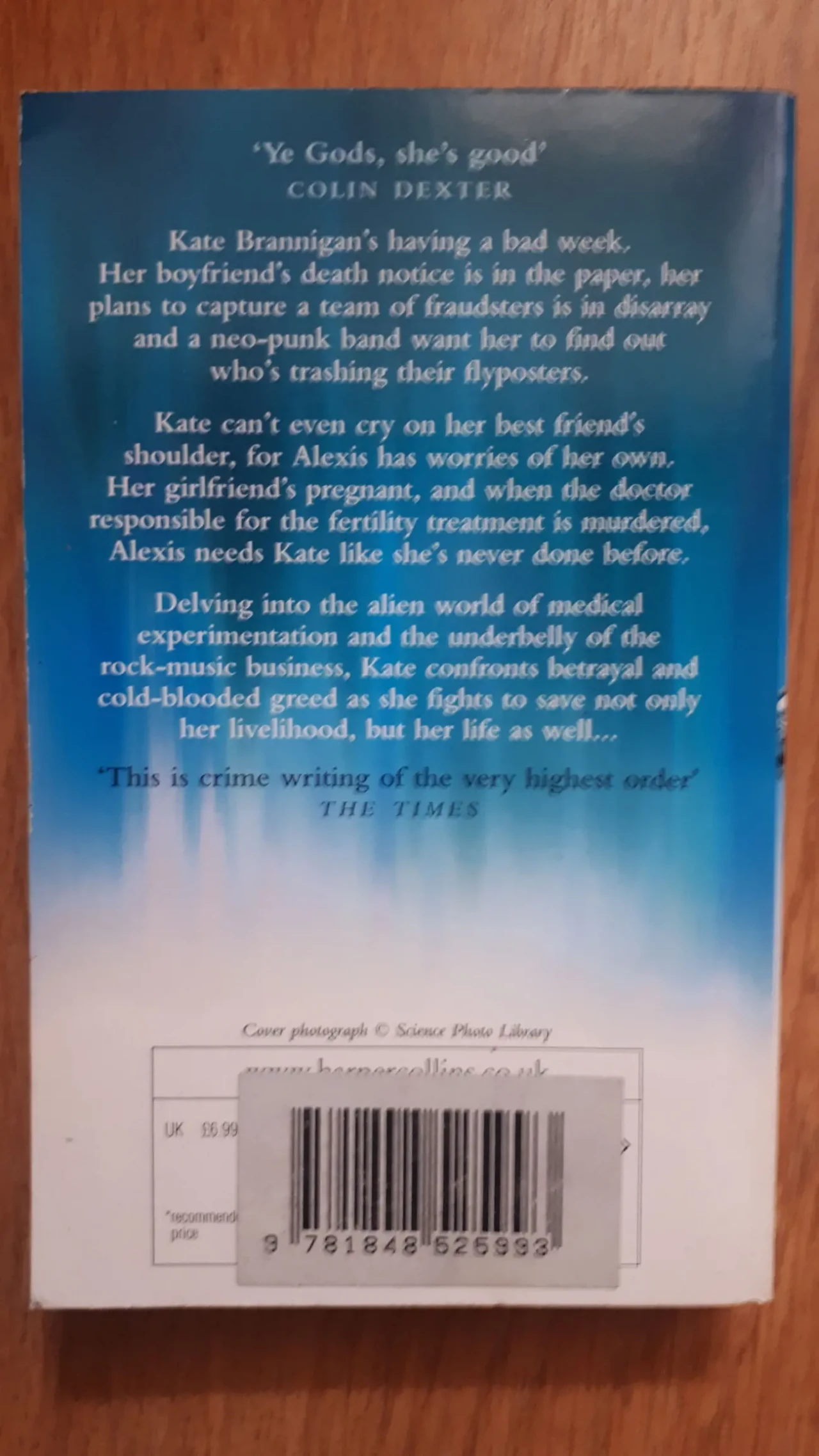 Wire in The Blood The Val McDermid English книга на Английском 5