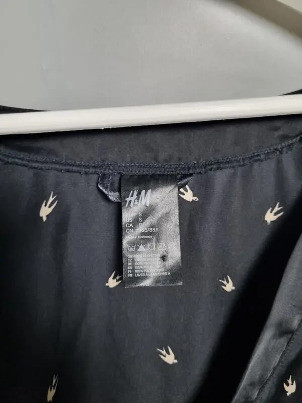 Чорний атласний міні халат короткий жіночий домашній 3