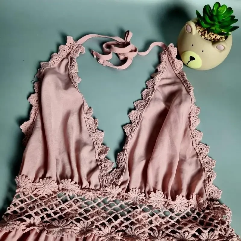 Рожевий міні-комбінезон із сітки та мережива 7