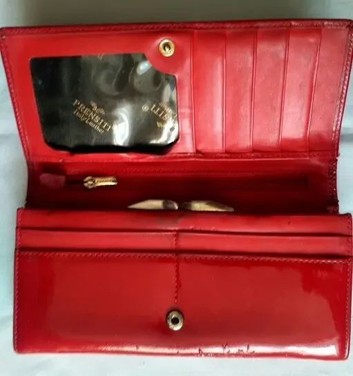 Кошелек Prensiti Italy Leather красный цвет, многофункциональный