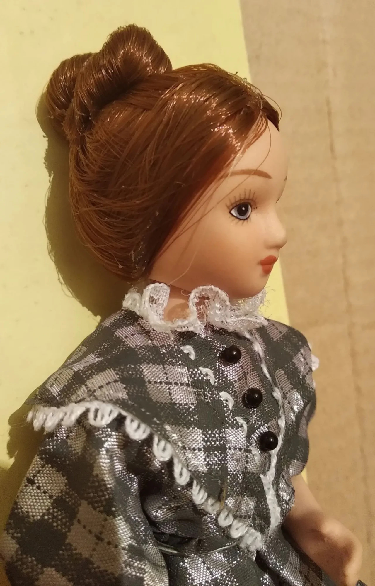 Редкая кукла фарфоровая девушка платье коллекция 5