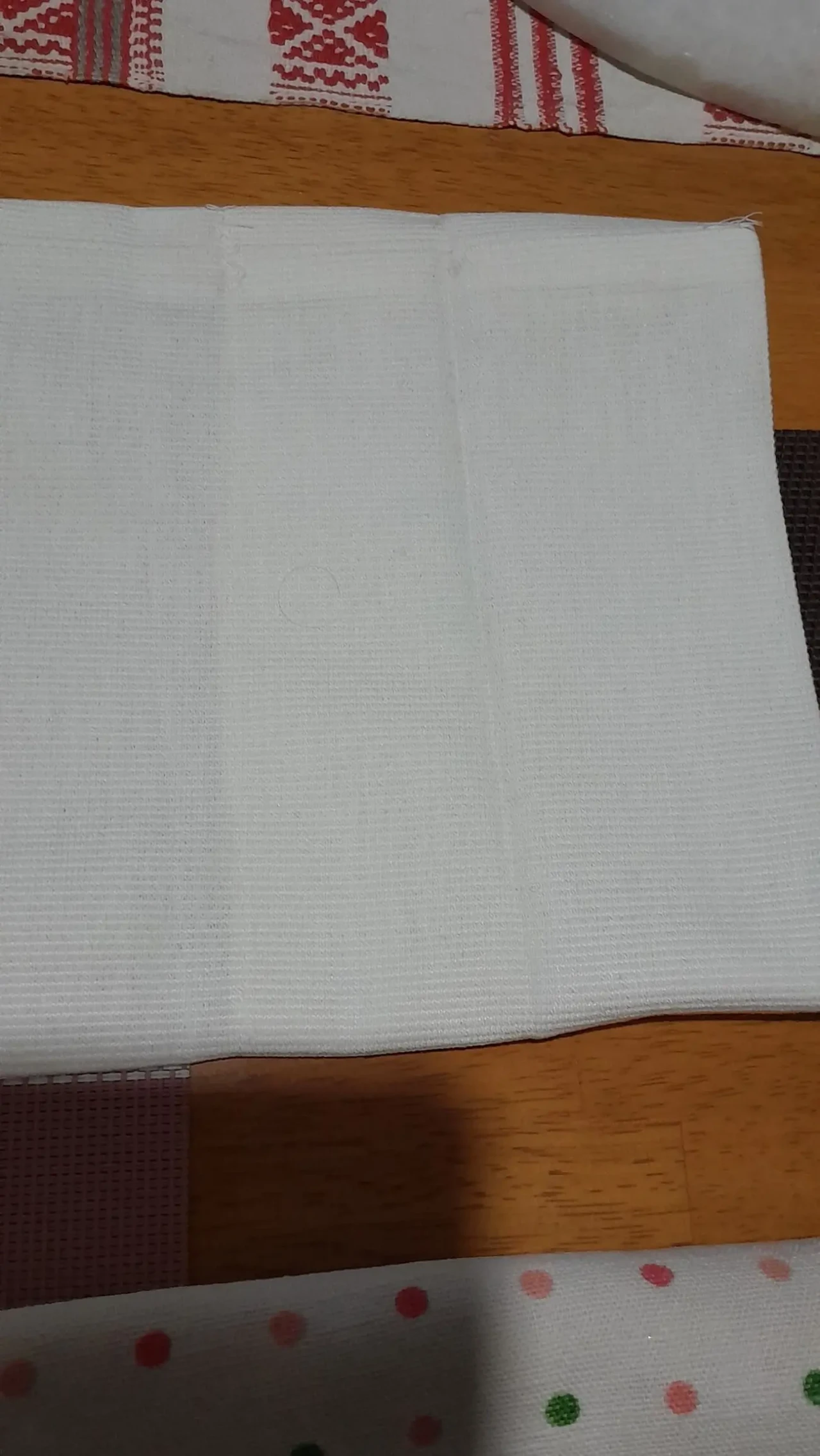 Красивый белый пиджак с карманами. Новый 3