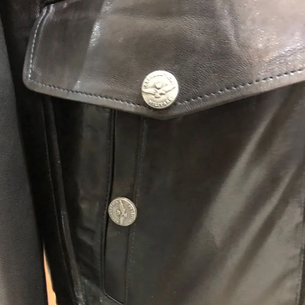 Чоловічі шкіряні бомбери 3