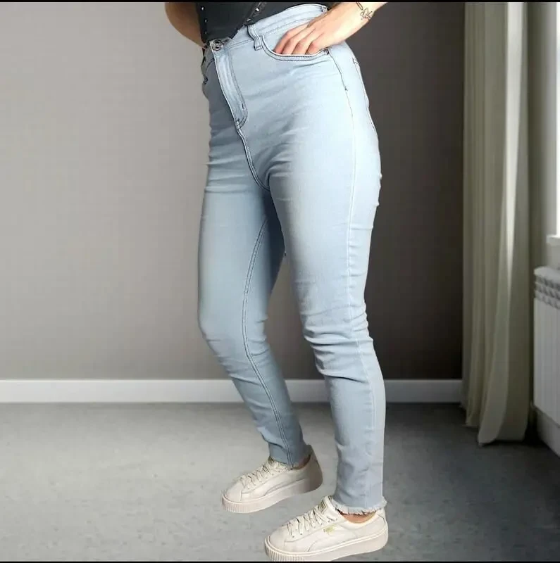 Джинси жіночі з високою посадкою завужені блакитні 9