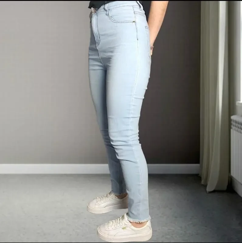 Джинси жіночі з високою посадкою завужені блакитні 3