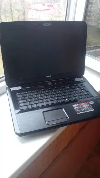 Ноутбук Msi ms 1799 17 3 4