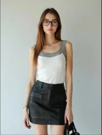 Чорна шкіряна спідниця zara