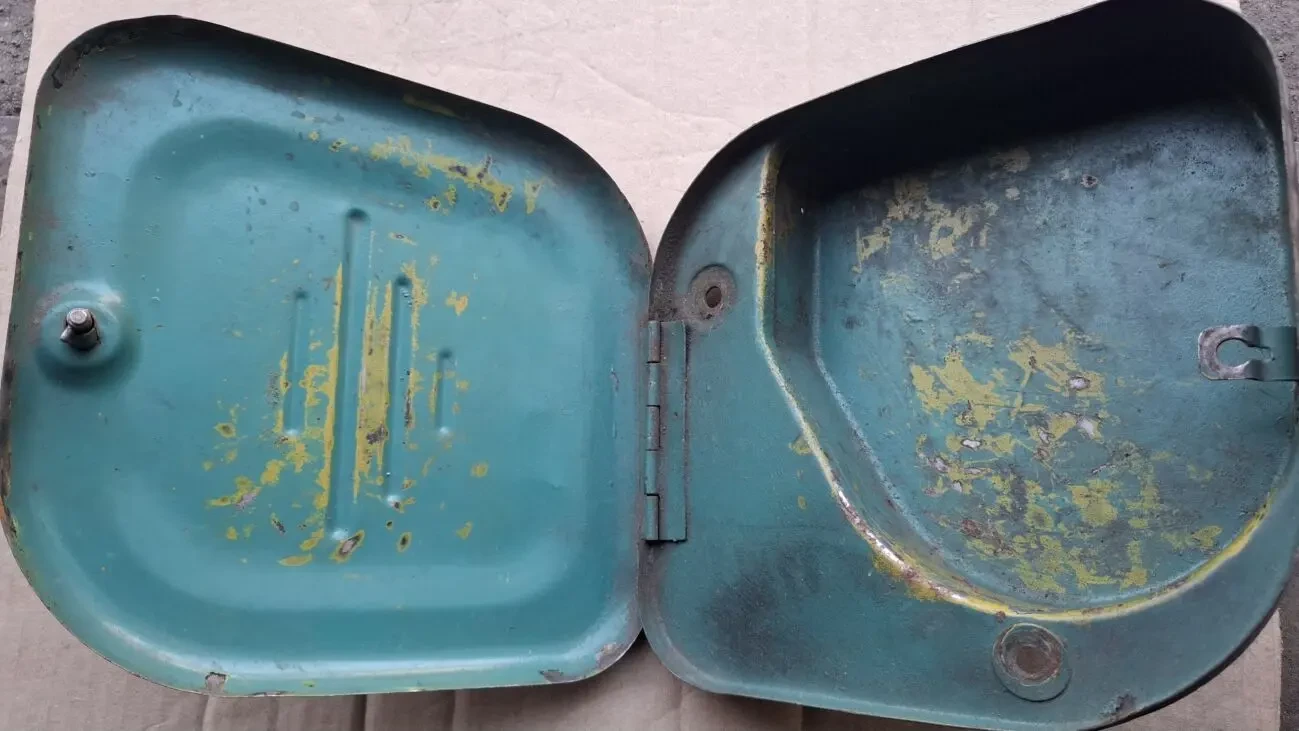 Восход Ковровець бардачок 3