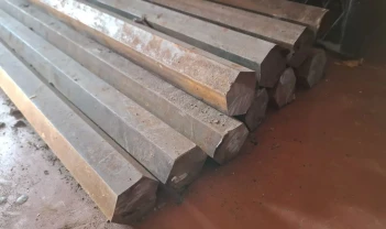 Шестиграник D32