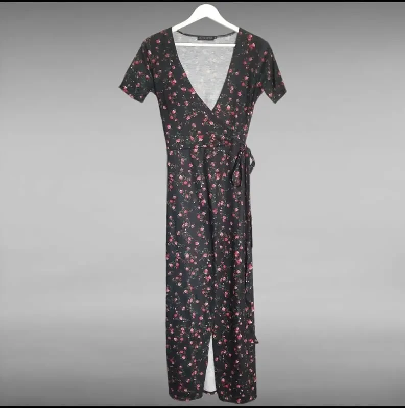 Сукня міді на запах у квіточку з короткими рукавами та розрізом 2