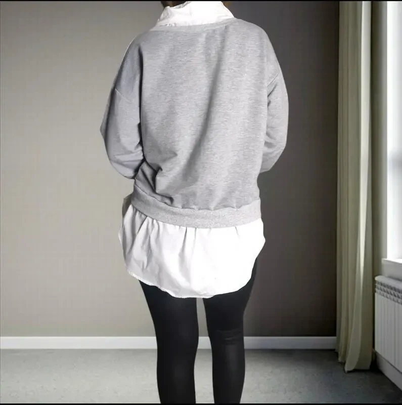 Стильний світло-сірий джемпер з блузкою 3