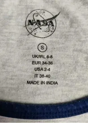 Сірий топ з логотипом nasa 3