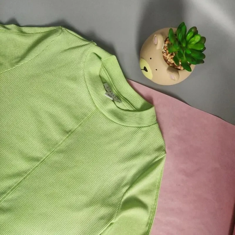 Салатовий топ від topshop з довгим рукавом 4