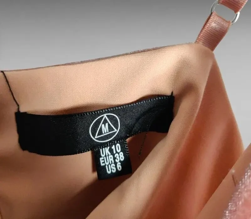 Бархатный топ-бралетт с глубоким вырезом від missguided 6