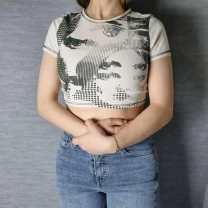 Жіночий кроп топ з принтом