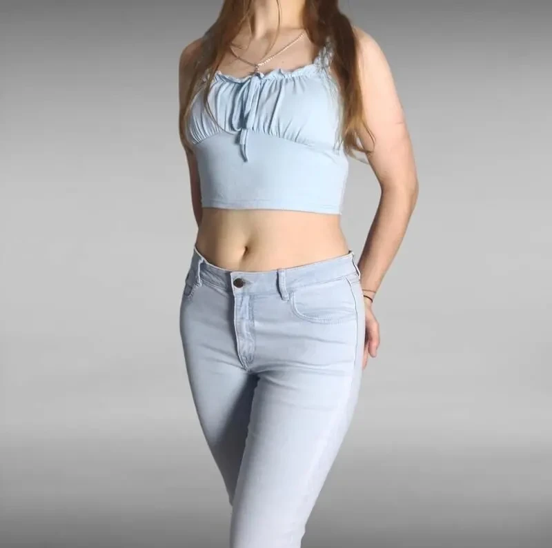 Топ блакитний shein с зав'язками спереду 4