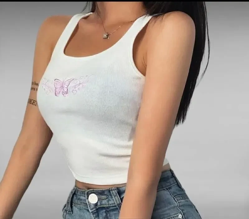 Укорочений білий кроп-топ у рубчик з метеликом 4