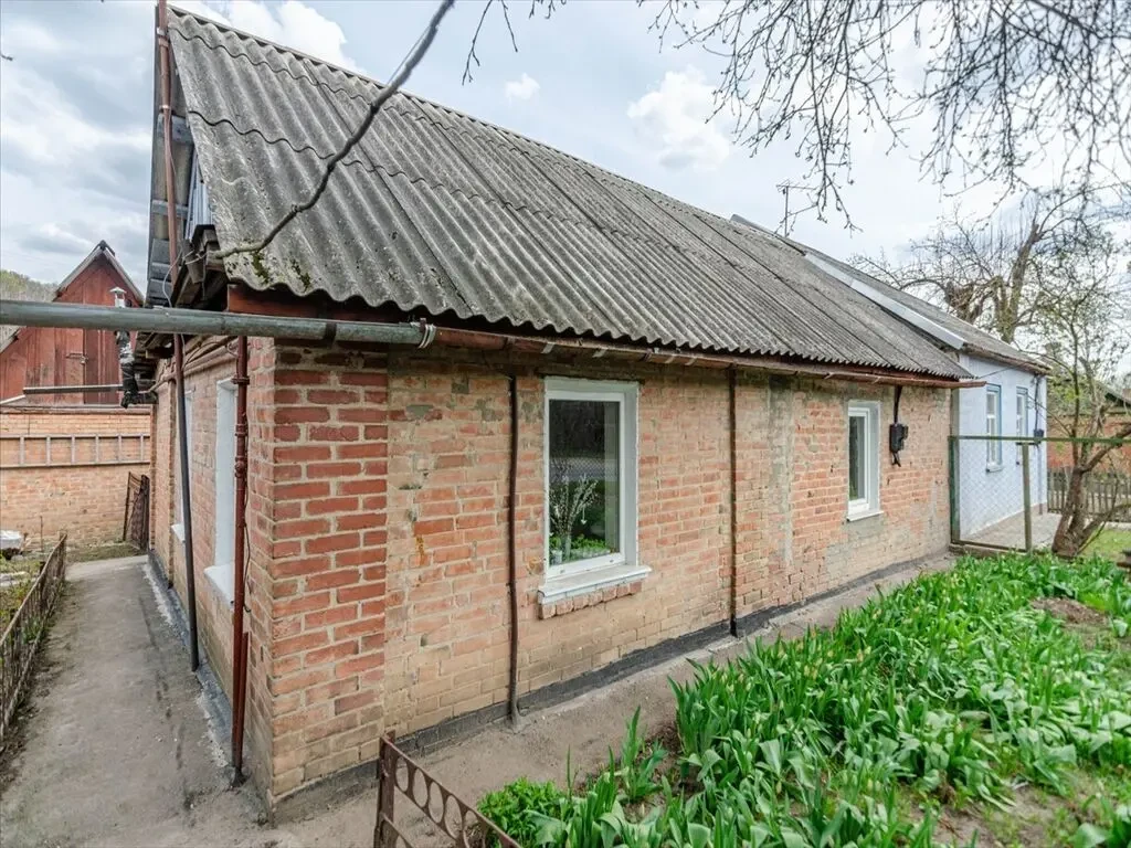 Частина будинку з окремим двором у місті Полтава