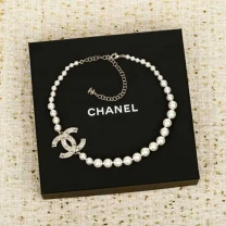 Кольє Chanel