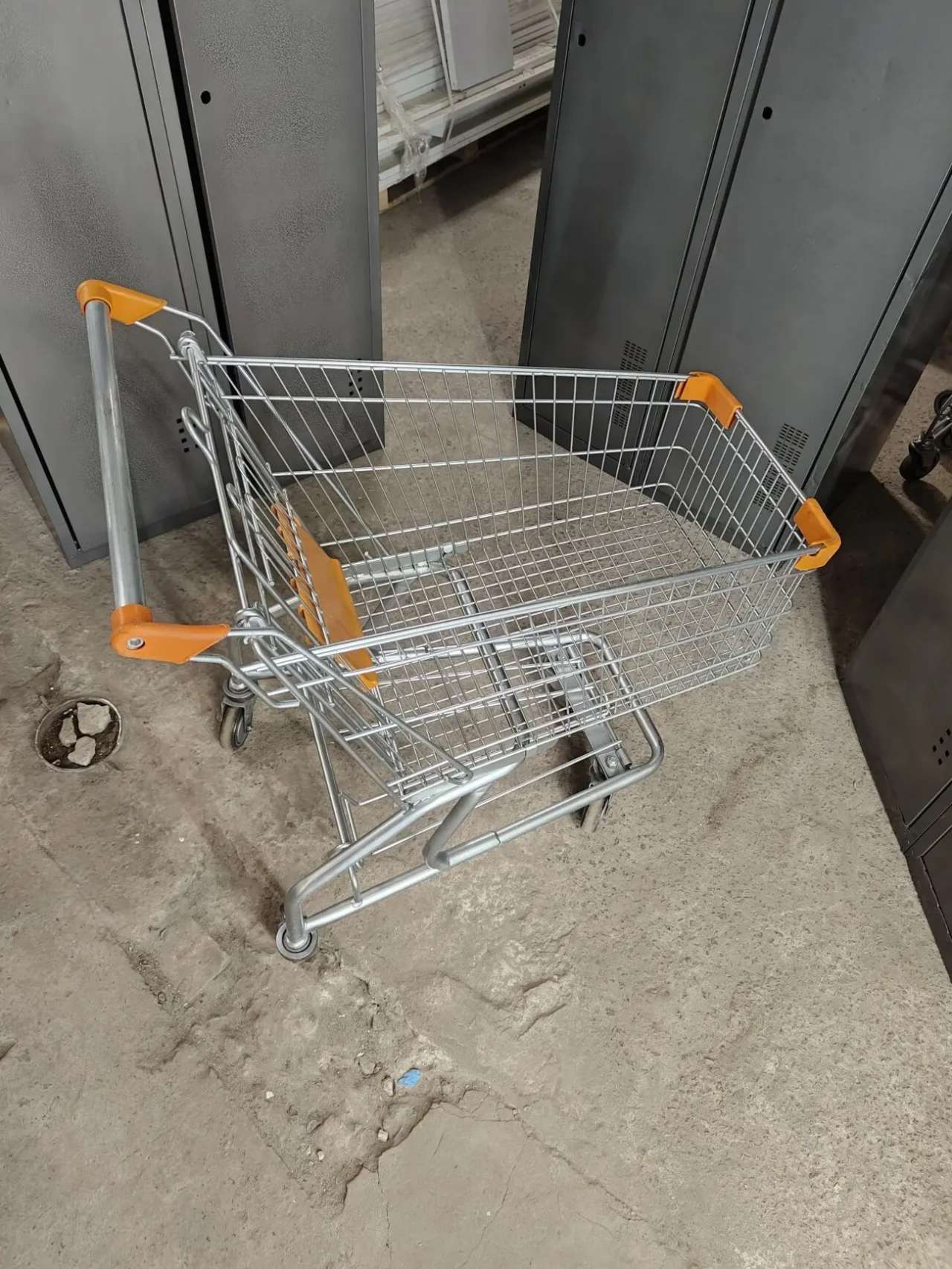 Візок 80л для супермаркету бу, тележка для магазину бу , візок покупця 4