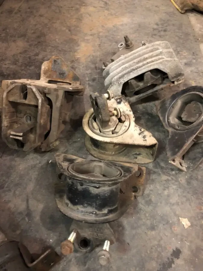 Подушка Форд Транзит. 2