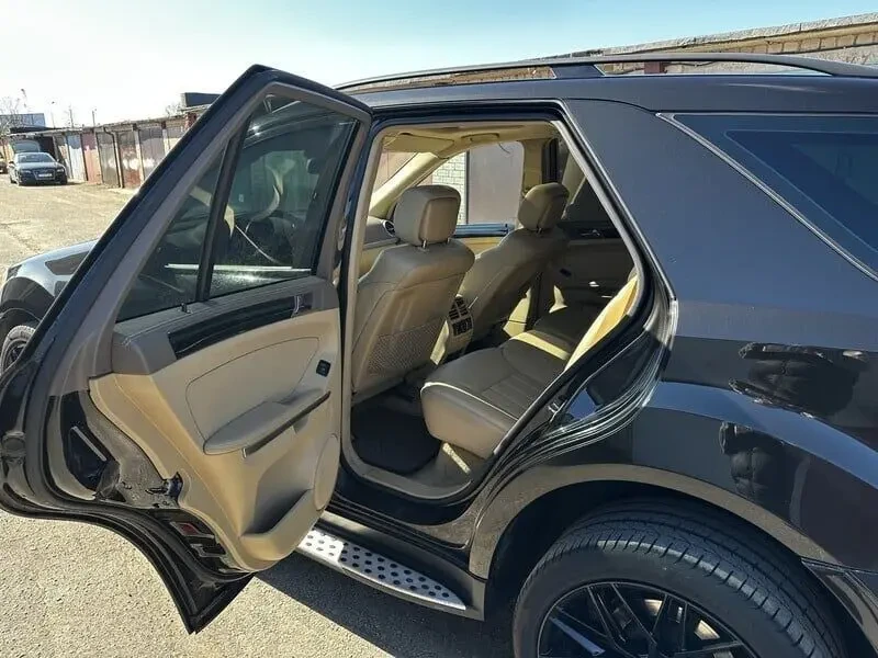 Продам Mercedes-Benz ML 6