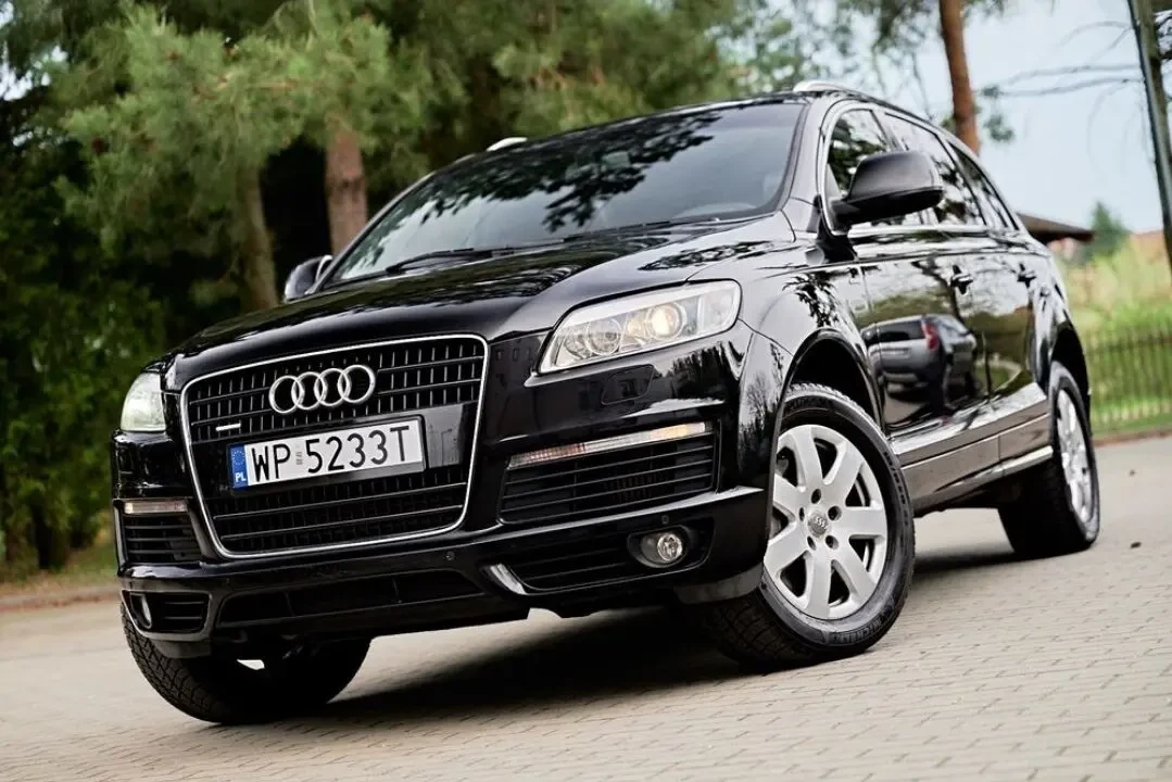 Продам Audi Q7 2
