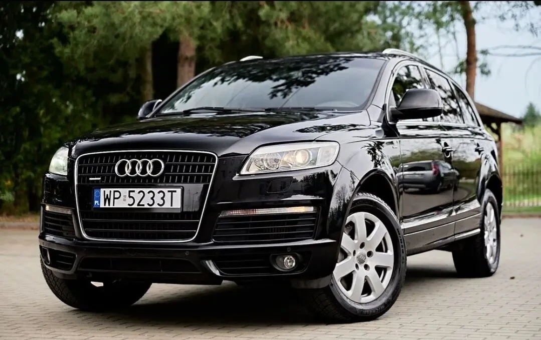 Продам Audi Q7 3