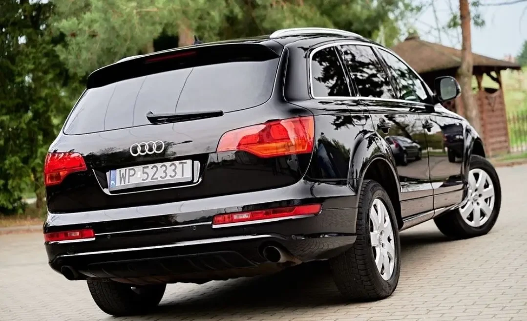 Продам Audi Q7