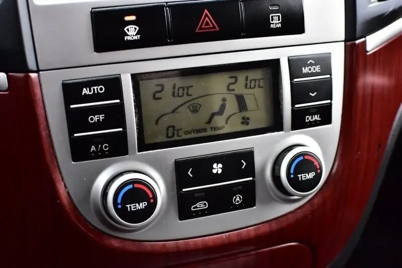 Продам hyundai santa fe 6