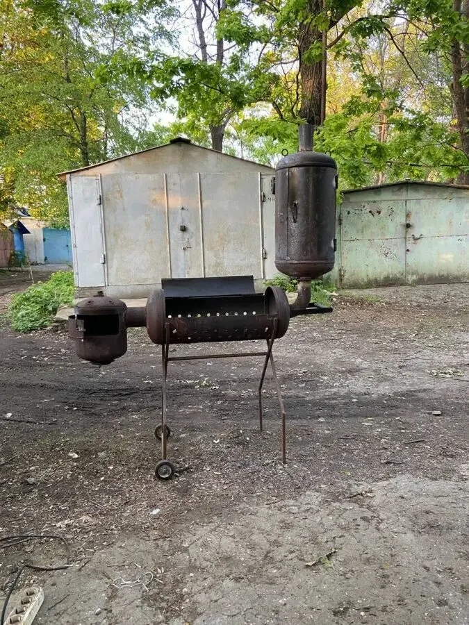 Мангалы с коптильней 3