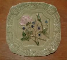 Очень редкая старинная тарелка царизм цветы керамика барельеф