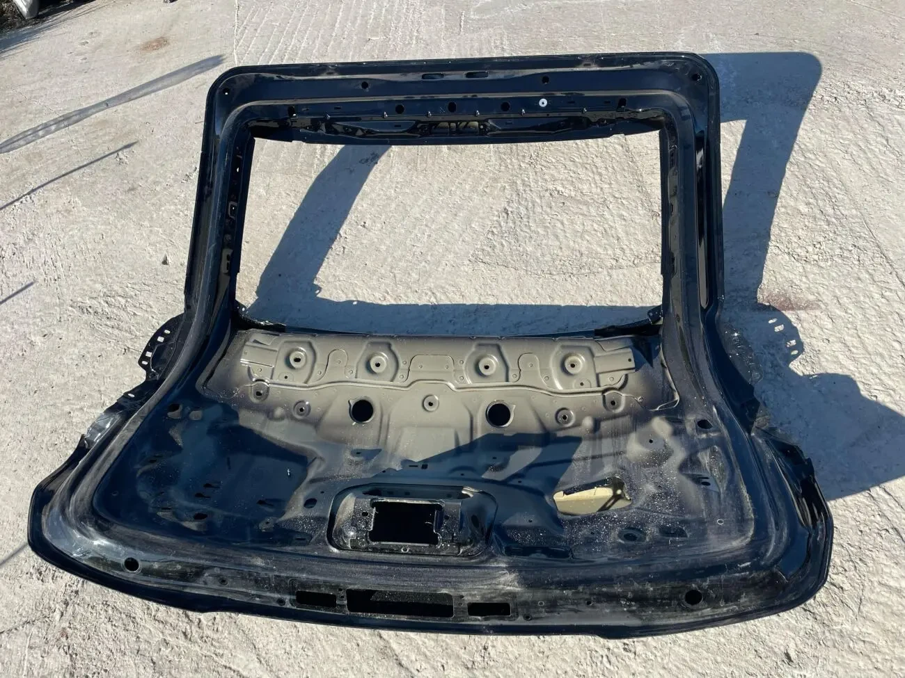 Porsche Cayenne Coupe Крышка багажника 9Y3827025AYGRV  9Y3827025AGRV 7