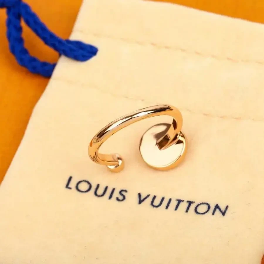 Каблучка Louis Vuitton 5