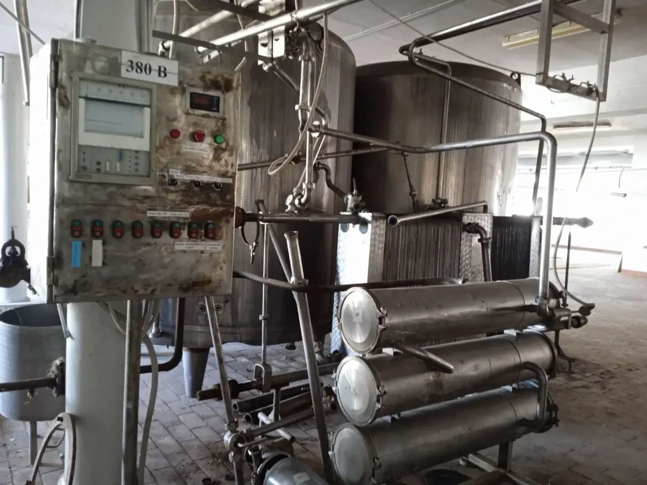 Куплю молочную оборудование 5