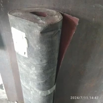 Ондулин кровельный рулонный красный.