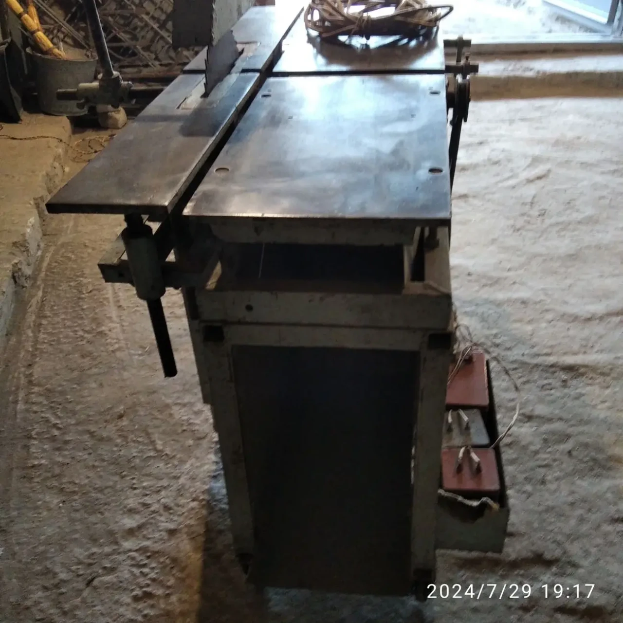 Станок строгальный с циркуляркой и патроном б/у. 4