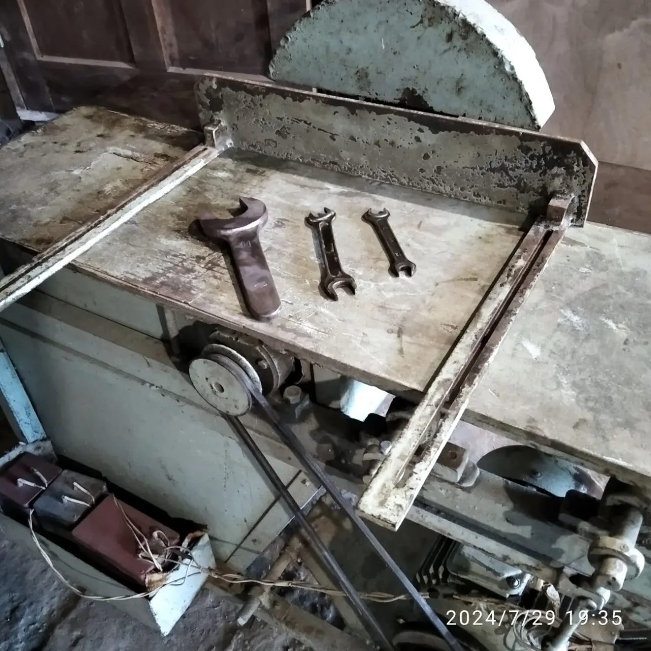 Станок строгальный с циркуляркой и патроном б/у. 2