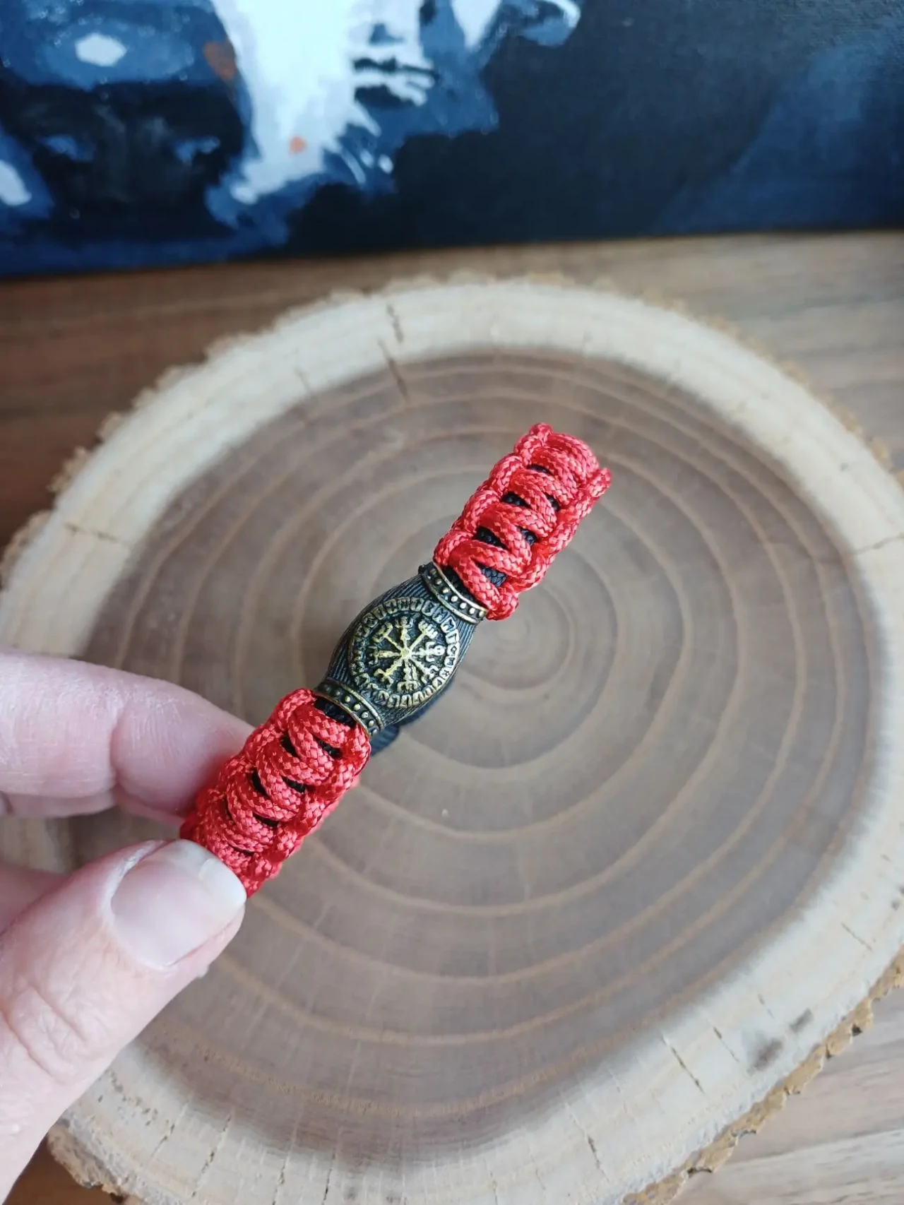 Браслет из паракорда с бусиной 5