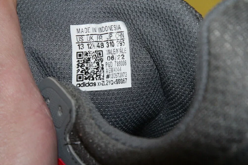 Кроссовки мужские Adidas, размер 47 9