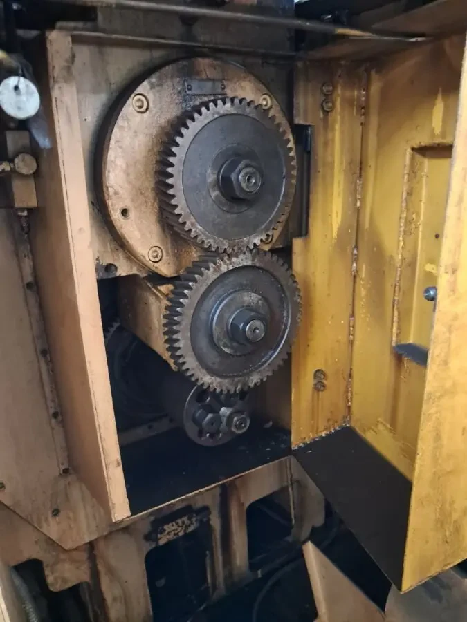 Зубострогольний верстат 5с276п 7