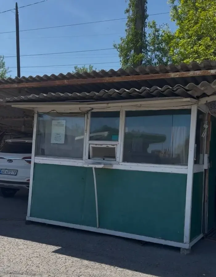 Продам участок для парковки 3