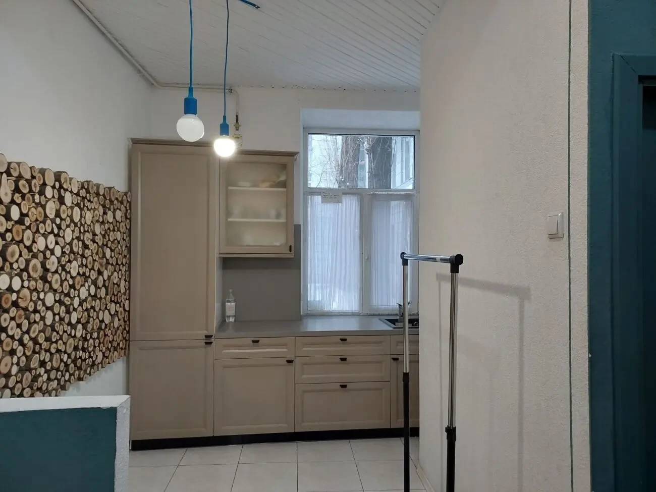 вул.Лютеранська, квартира під офіс, продаж. 3